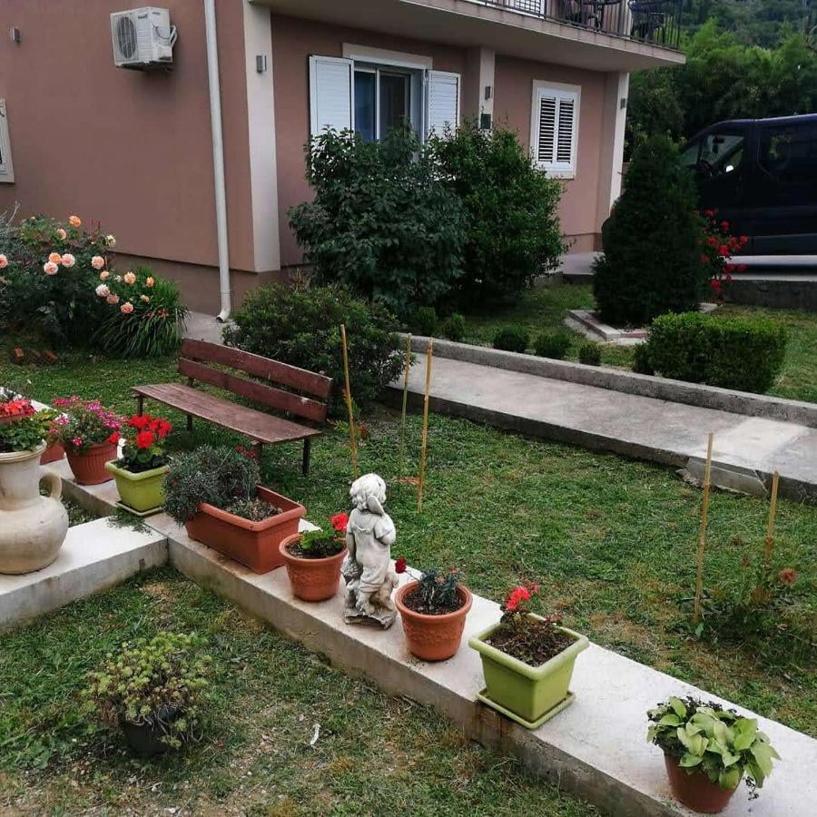 Petkovic Accommodation Tivat Eksteriør bilde